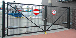Ворота распашные для 2D и 3D ограждений в Калуге